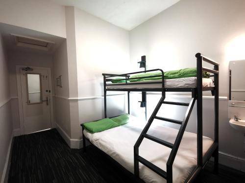 YHA London Earl's Court, London