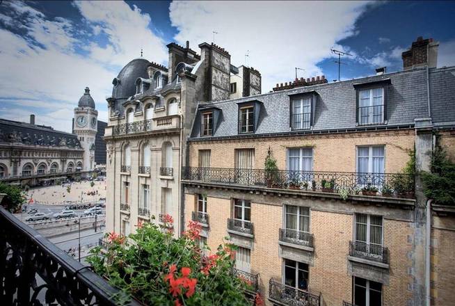 Palym, Paris