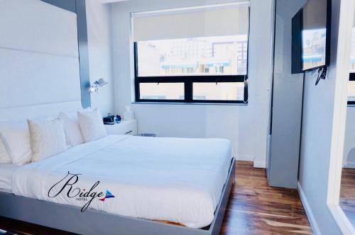 Hotel East Houston, New York