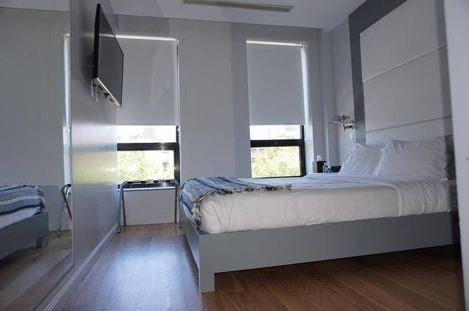 Hotel East Houston, New York
