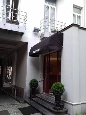 Hotel La Legende, Brussels