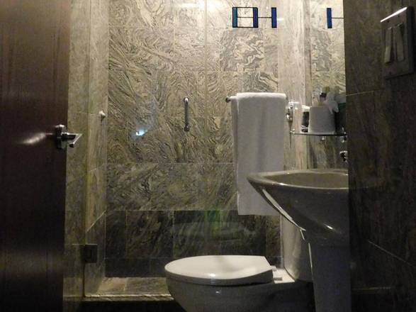Hotel East Houston, New York