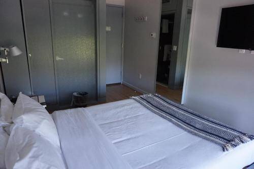 Hotel East Houston, New York