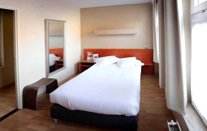 Hotel La Legende, Brussels