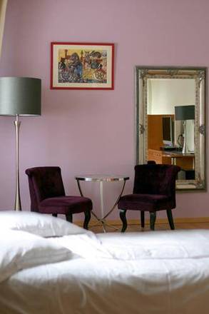 Hotel La Legende, Brussels