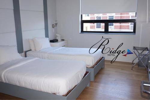 Hotel East Houston, New York
