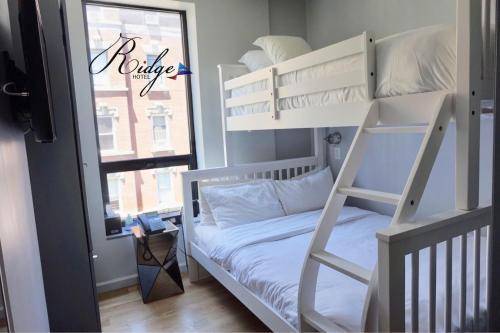 Hotel East Houston, New York