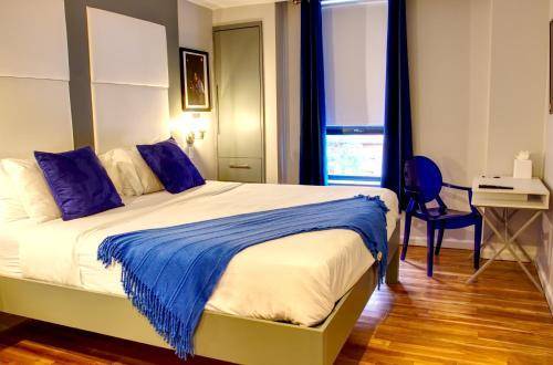 Hotel East Houston, New York