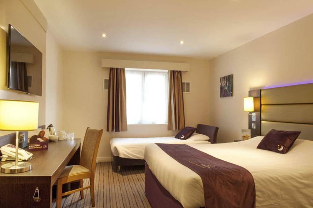 Premier Inn London Southwark Borough Market, London Review by EuroCheapo