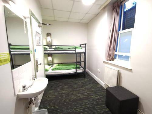 YHA London Earl's Court, London