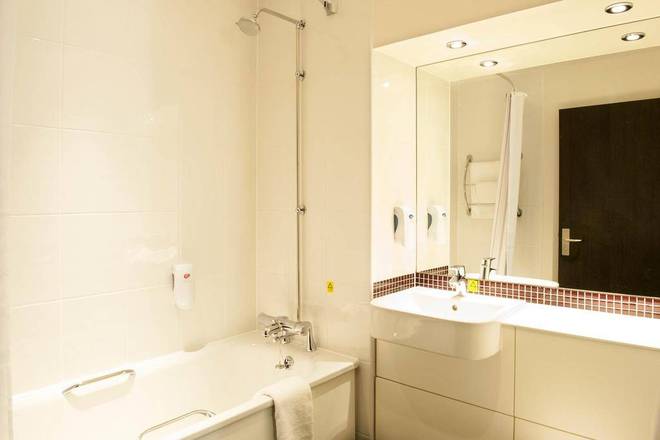Premier Inn London Southwark Borough Market, London